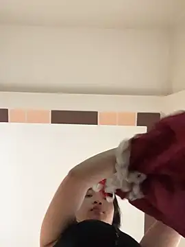 Snapshot of Phayphay77 chatting on 10/19/25, 01:28 Phayphay77 online show from 10/19/25, 01:28