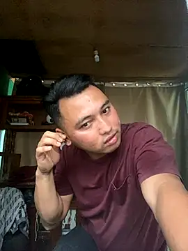 Snapshot of BicuriousExploer chatting on 10/11/25, 05:17 BicuriousExploer online show from 10/11/25, 05:17