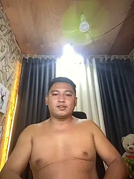 Snapshot of BicuriousExploer chatting on 11/07/25, 02:50 BicuriousExploer online show from 11/07/25, 02:50