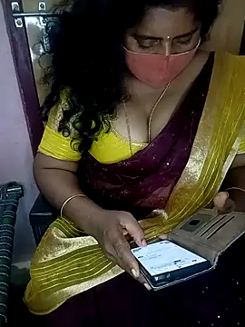 Jessi 25 online show from 02/19/26, 04:36