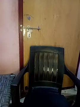 Jessi 25 online show from 04/01/26, 07:00