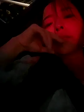 xiao-mo520 online show from 09/28/25, 10:42