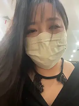 xiao-mo520 online show from 12/19/25, 10:44