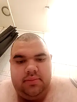 Mackoka online show from 04/04/26, 08:56