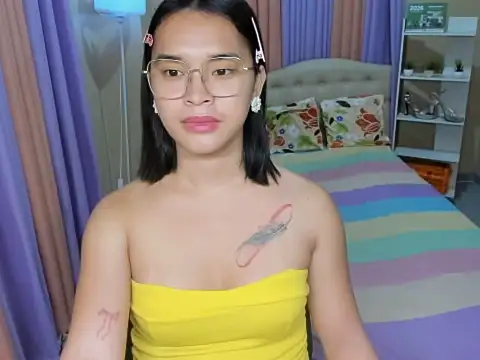 SeductiveAppleTS online show from 05/19/26, 05:36