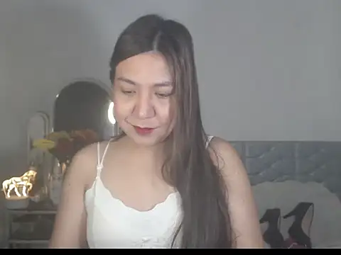 stellahugeX online show from 11/04/25, 05:01