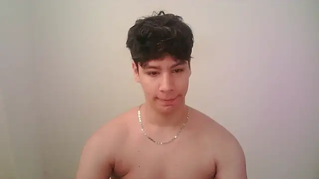 Snapshot of zeus_181 chatting on 05/02/26, 12:21 zeus 181 online show from 05/02/26, 12:21
