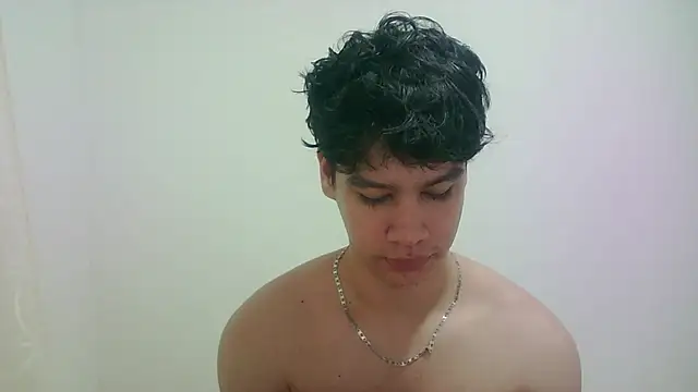 Snapshot of zeus_181 chatting on 05/09/26, 06:51 zeus 181 online show from 05/09/26, 06:51