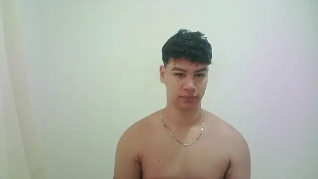 Snapshot of zeus_181 chatting on 05/30/26, 11:29 zeus 181 online show from 05/30/26, 11:29