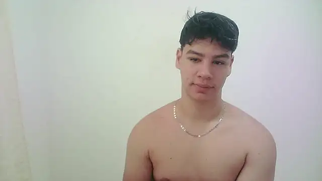 Snapshot of zeus_181 chatting on 06/02/26, 01:35 zeus 181 online show from 06/02/26, 01:35