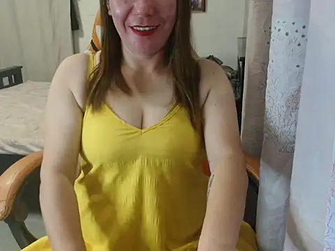 Snapshot of VerySexyCeline chatting on 04/19/26, 04:17 VerySexyCeline online show from 04/19/26, 04:17