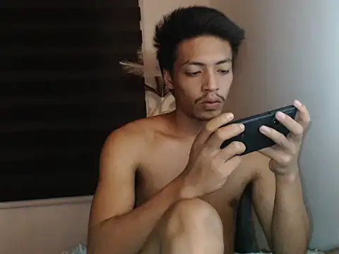 trans 69  online show from 10/03/25, 07:00