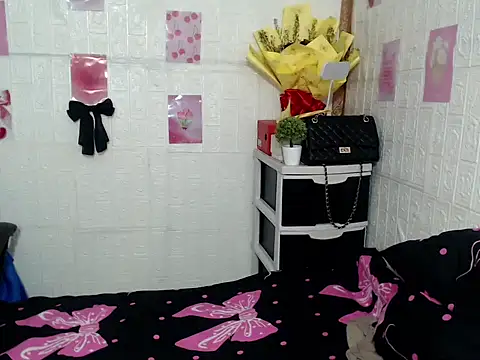 Snapshot of Shamcysupsup chatting on 11/03/25, 11:00 Shamcysupsup online show from 11/03/25, 11:00