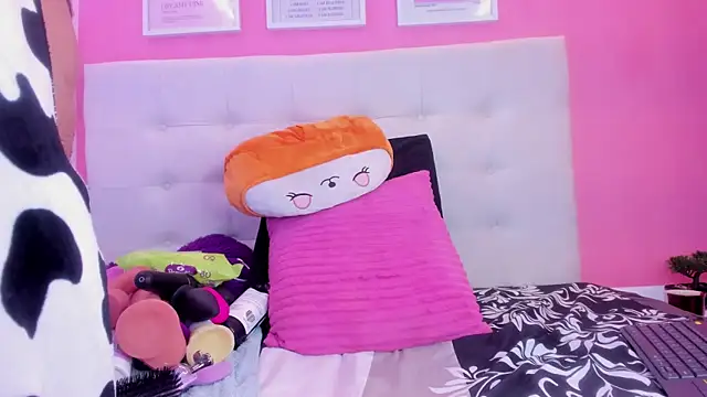 Willow Wright online show from 02/25/26, 02:05