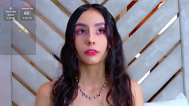 Sarah-Grace online show from 10/27/25, 02:48