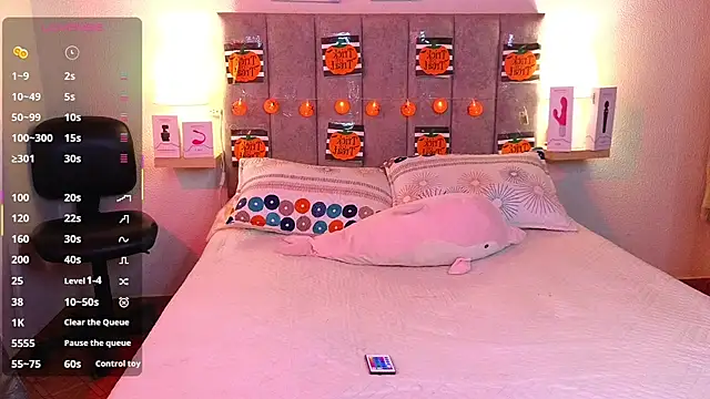 juliana-mancini online show from 10/28/25, 05:04