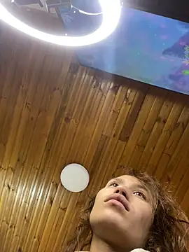 juliana-mancini online show from 04/15/26, 10:22