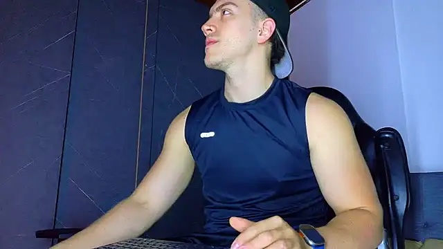 Snapshot of ALANNFERRER chatting on 02/07/26, 10:08 ALANNFERRER online show from 02/07/26, 10:08