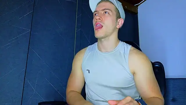 Snapshot of ALANNFERRER chatting on 02/21/26, 10:16 ALANNFERRER online show from 02/21/26, 10:16