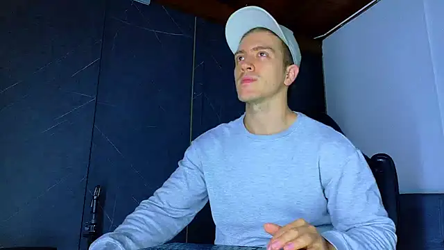 Snapshot of ALANNFERRER chatting on 02/23/26, 10:12 ALANNFERRER online show from 02/23/26, 10:12