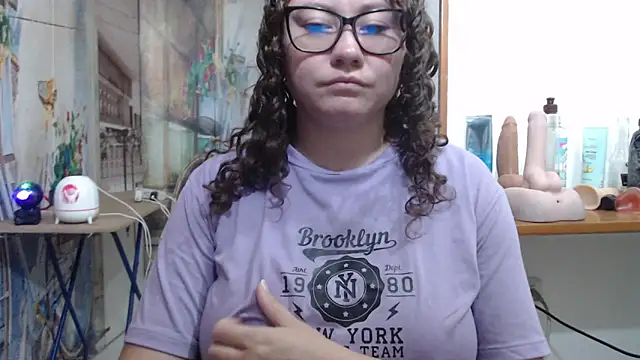 greeneyes nurse online show from 04/14/26, 01:00