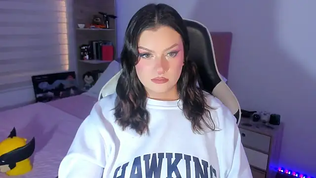Snapshot of OphelianaRose33 chatting on 07/16/26, 07:31 OphelianaRose33 online show from 07/16/26, 07:31