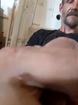 Hungwell1515 online show from 09/17/25, 02:30