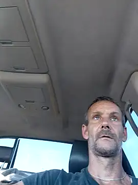 Hungwell1515 online show from 11/22/25, 07:57