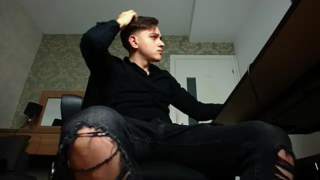 FelixStarkk online show from 10/16/25, 04:02