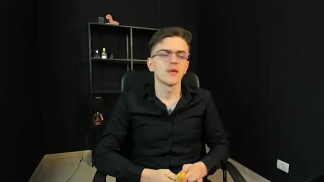 FelixStarkk online show from 05/01/26, 04:50