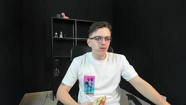 FelixStarkk online show from 05/06/26, 04:19