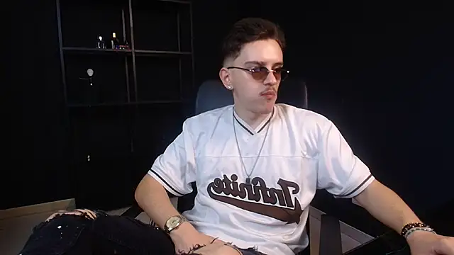 FelixStarkk online show from 06/20/26, 04:26