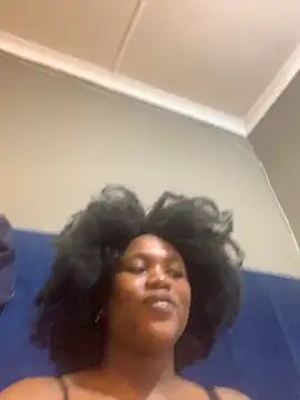 ItsMsBankss02 online show from 10/06/25, 04:37