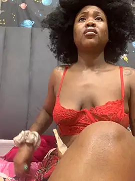 ItsMsBankss02 online show from 10/08/25, 10:29