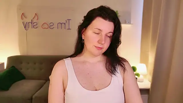 love me  tonight  online show from 10/20/25, 10:27