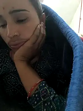 Snapshot of Hot_raaani chatting on 12/22/25, 03:20 Hot raaani online show from 12/22/25, 03:20