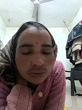 Hot raaani online show from 01/17/26, 02:55
