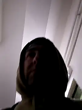 PopaOctavian online show from 10/11/25, 10:47