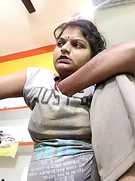 Hot mirchjii online show from 10/11/25, 10:30