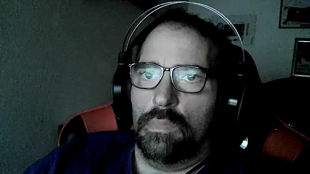 Snapshot of Big-Man-Thomas chatting on 07/23/26, 02:42 Big-Man-Thomas online show from 07/23/26, 02:42