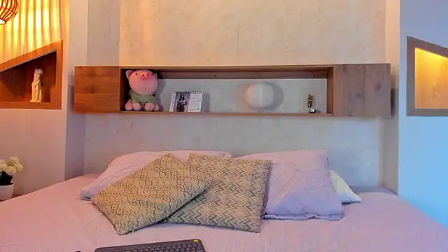 Emilly Beaumont online show from 03/09/26, 01:26