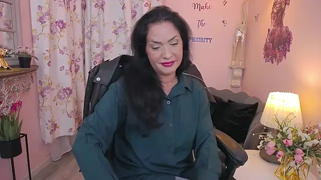 MyLovOne online show from 10/25/25, 02:56