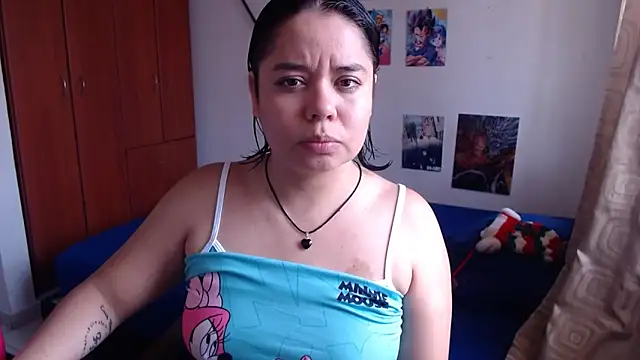 Snapshot of saenz_eymi chatting on 09/13/25, 03:12 saenz eymi online show from 09/13/25, 03:12