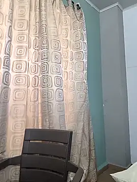 Snapshot of saenz_eymi chatting on 05/07/26, 05:07 saenz eymi online show from 05/07/26, 05:07