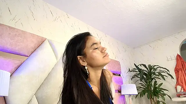 Snapshot of Cinthiabaker chatting on 05/11/26, 04:04 Cinthiabaker online show from 05/11/26, 04:04