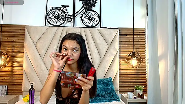 Snapshot of Cinthiabaker chatting on 05/15/26, 01:40 Cinthiabaker online show from 05/15/26, 01:40