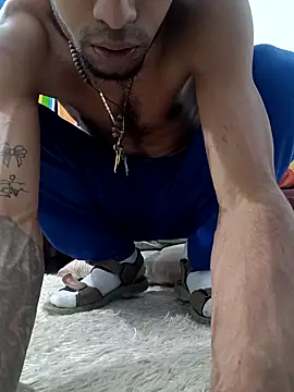 Negritohot2828 online show from 10/02/25, 04:41