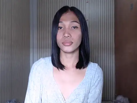 Urfucking khloe1 online show from 02/09/26, 12:47