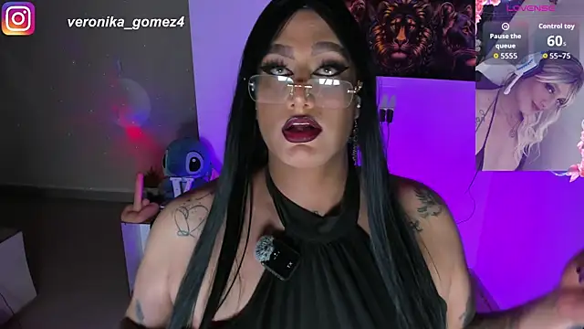 Sweetveronik 44 online show from 04/11/26, 06:07