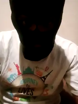 Golonzo1996 online show from 11/14/25, 09:24